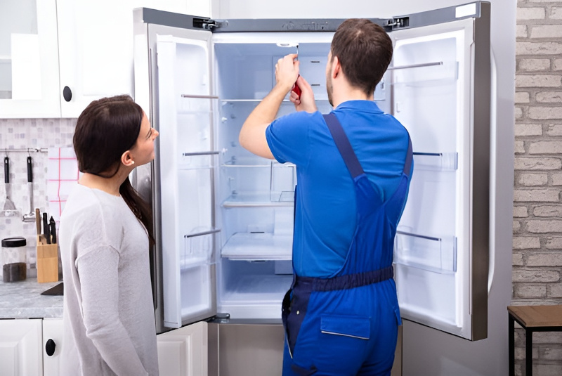 Refrigerator repair in Ramona